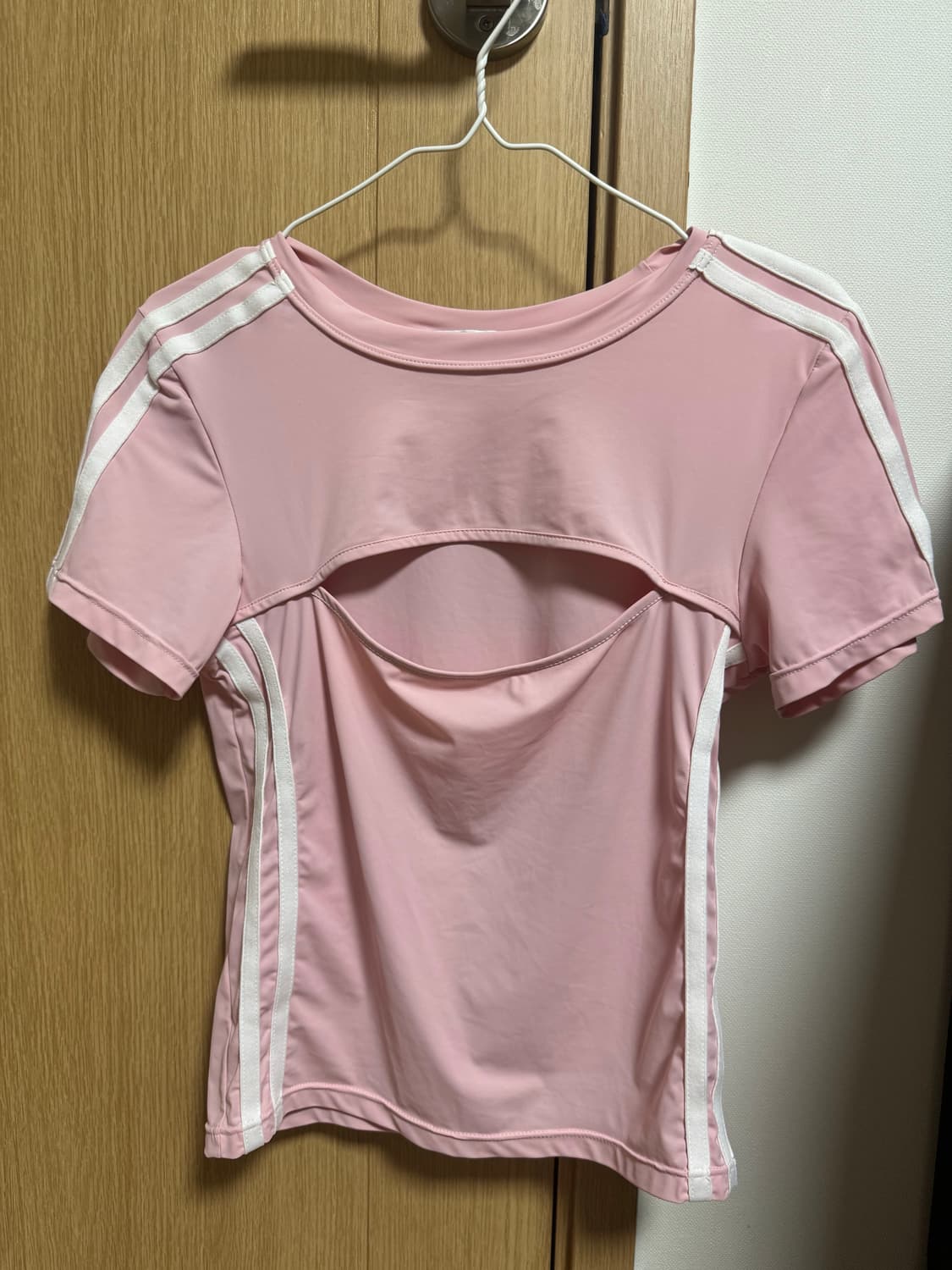 2000 아카이브스 반팔 컷아웃 탑 상품이미지1