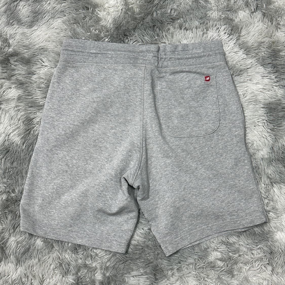 뉴발란스 회색 반바지  상품이미지2