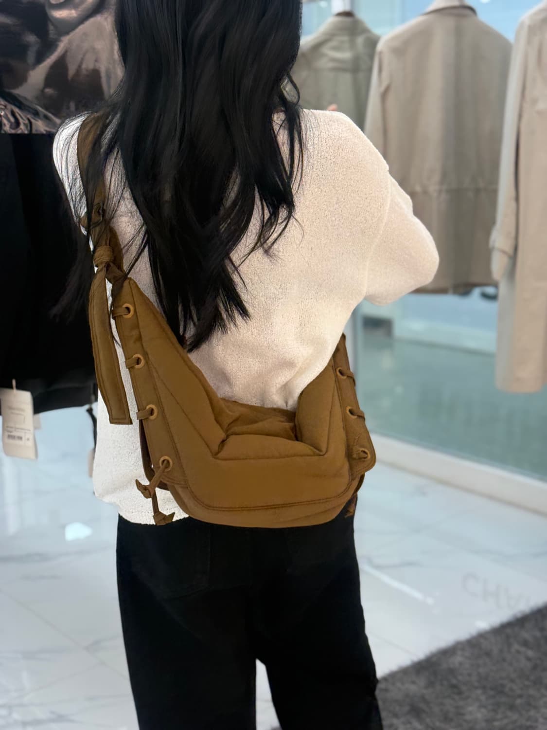 르메르 워터 리펠런트 나일론 캔버스 스몰 소프트 게임 백 탄 상품이미지4