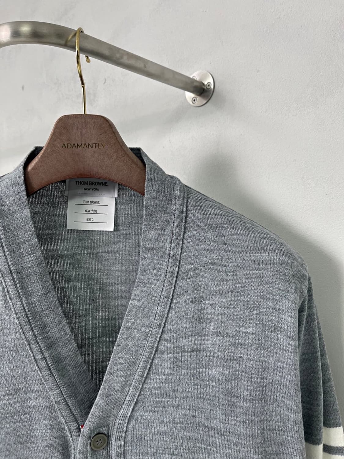 새상품 톰브라운 4선 가디건 상품이미지3