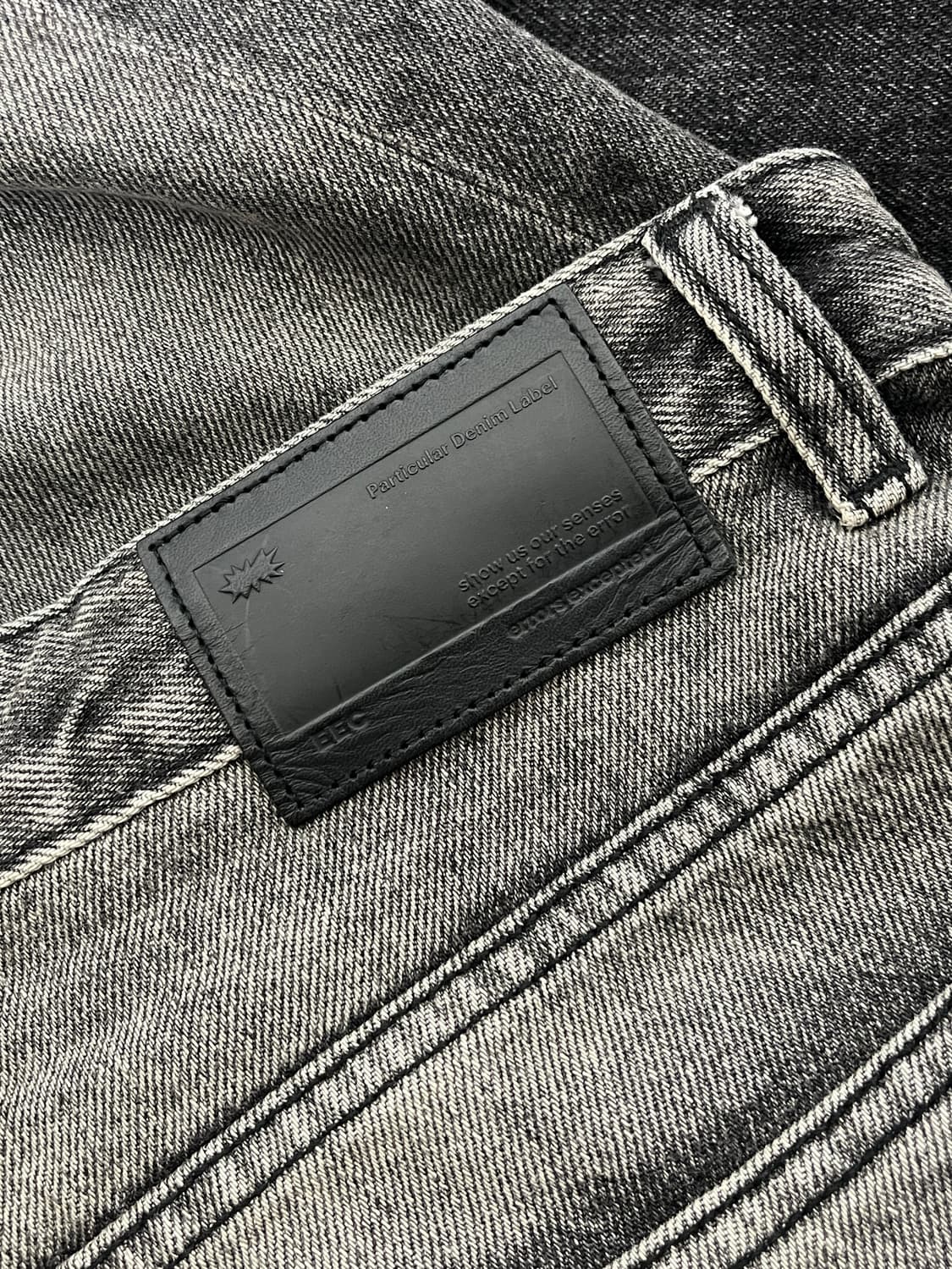 [에러스익셉티드] 커브드 데님 팬츠 상품이미지5