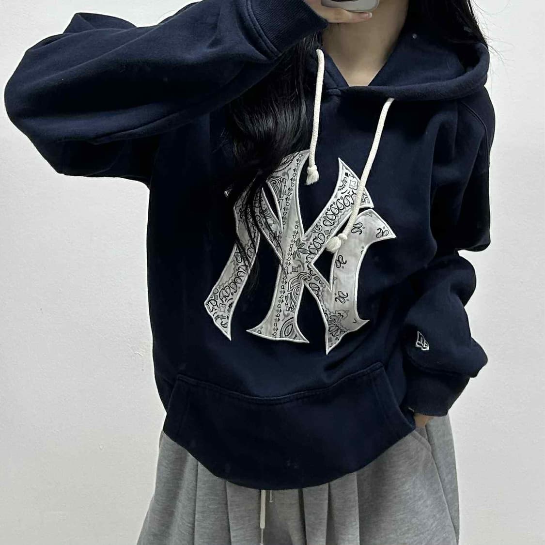 뉴에라 뉴욕 양키즈 페이즐리 네이비 스웨트셔츠 후드티(L) 상품이미지1