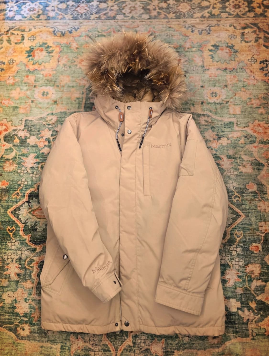 마모트(Marmot)락쿤 퍼  덕다운 야상 패딩 상품이미지1