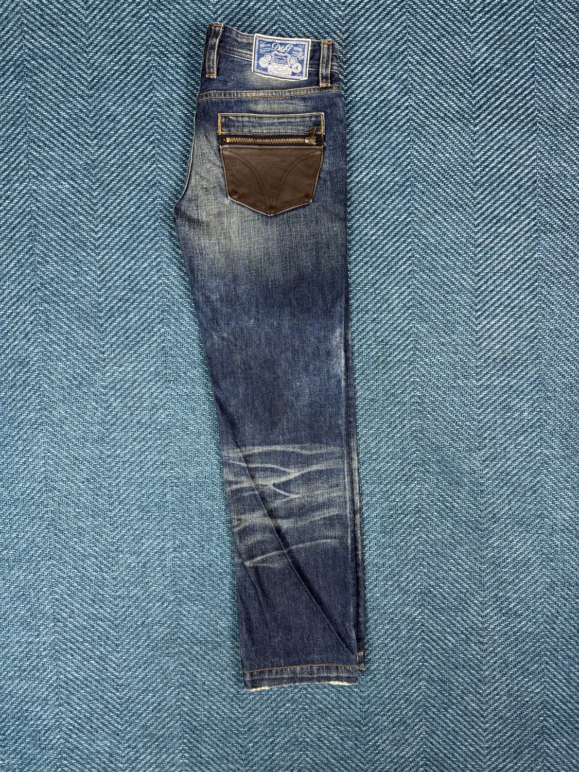 [정품] 돌체앤가바나 D&G 레더 포켓 디테일 디스트로이드 데님 상품이미지3