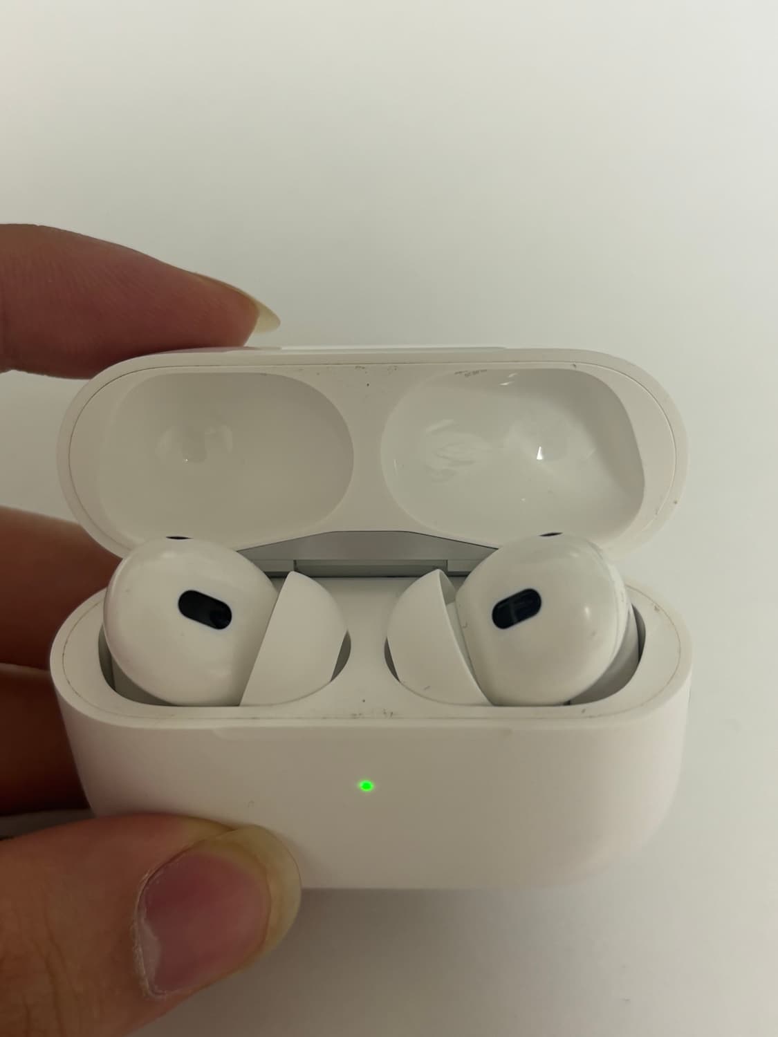 에어팟 프로2 판매합니다 상품이미지4