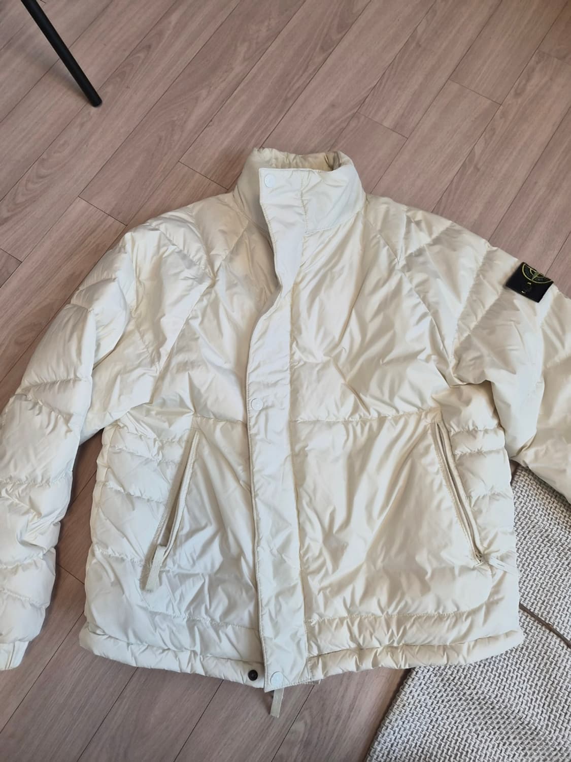 스톤아일랜드x슈프림 리버시블 패딩 화이트S 상품이미지2