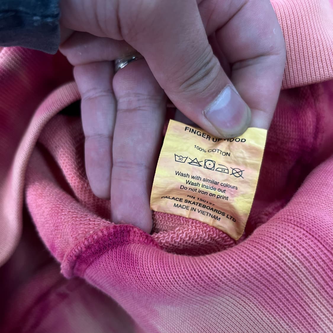 100 팔라스 핑거 업 타이다이 후드티 상품이미지6