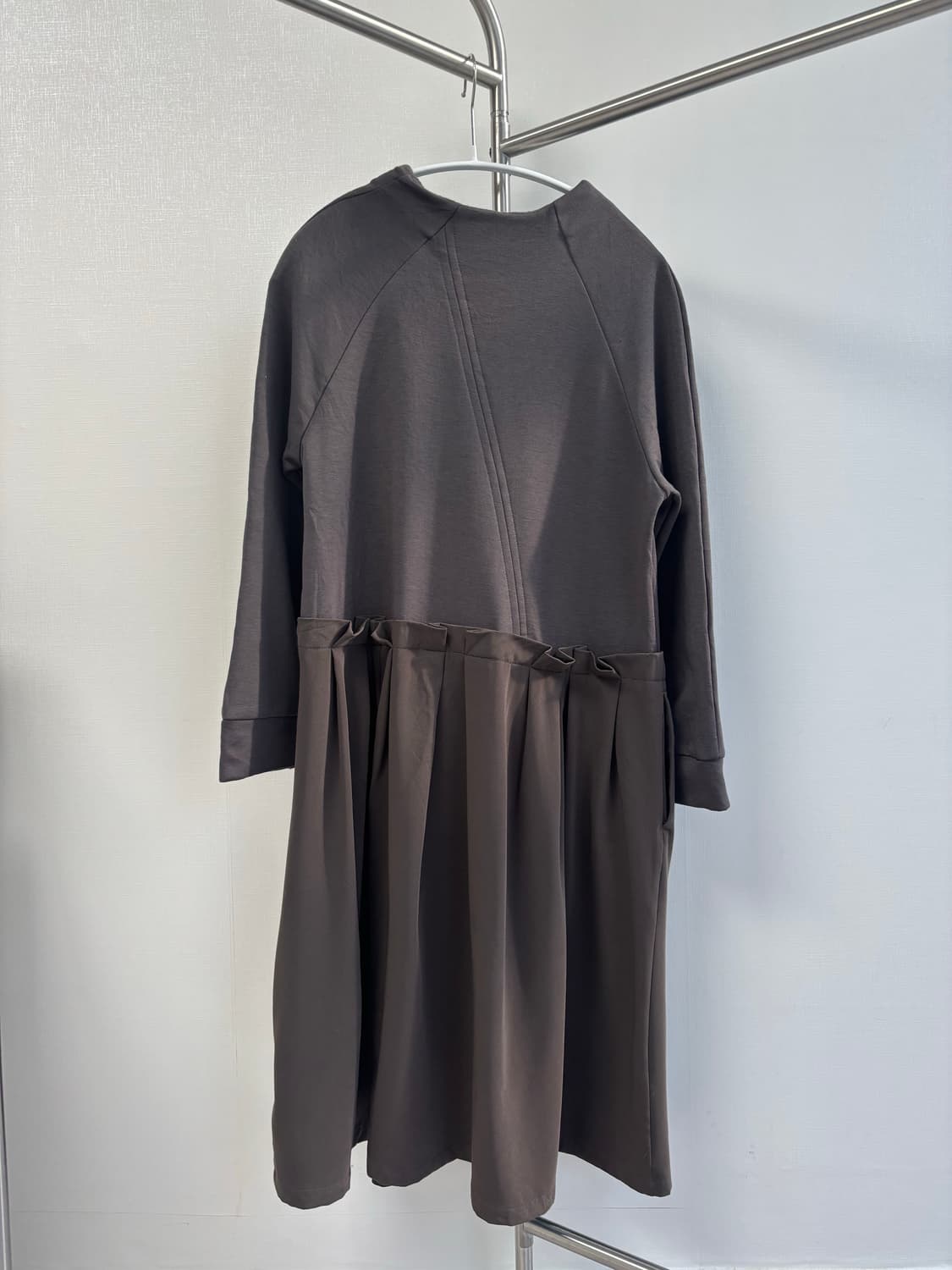 espace de calma 와코 사선 버튼 포인트 폴리 주름 원피스 상품이미지6