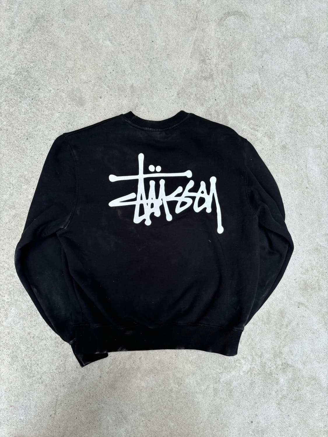 스투시 블랙 백로고 맨투맨 상품이미지8