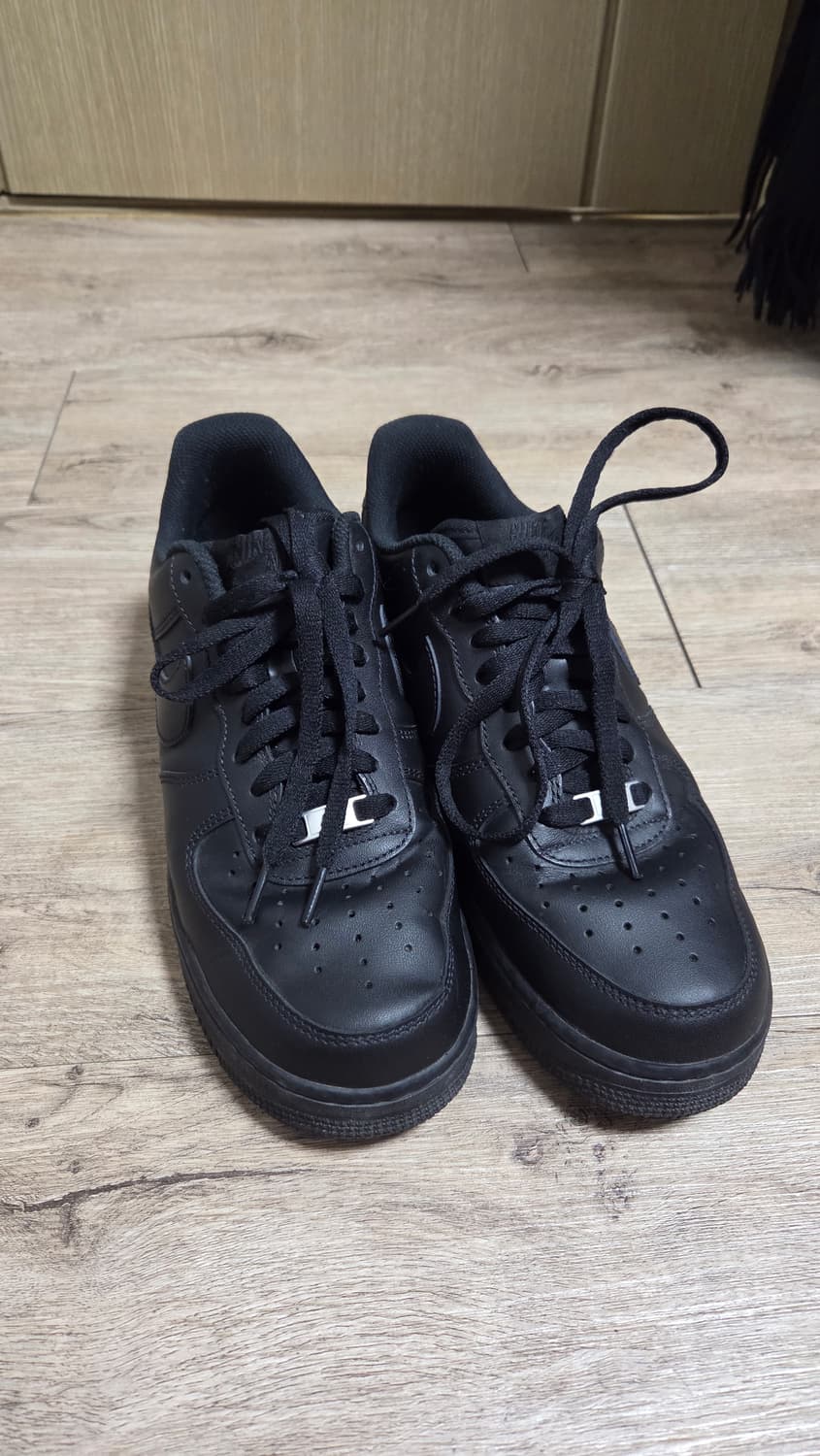 280) 나이키 에어포스 1 로우 트리플블랙 상품이미지1