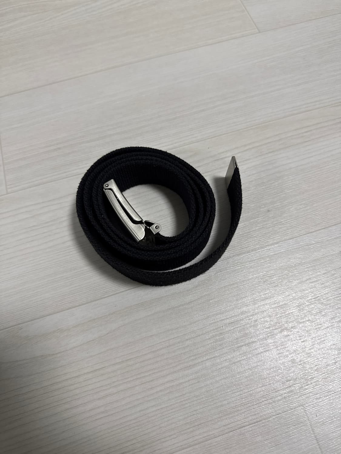 칼하트 WIP 클립 벨트 크롬 블랙 상품이미지6