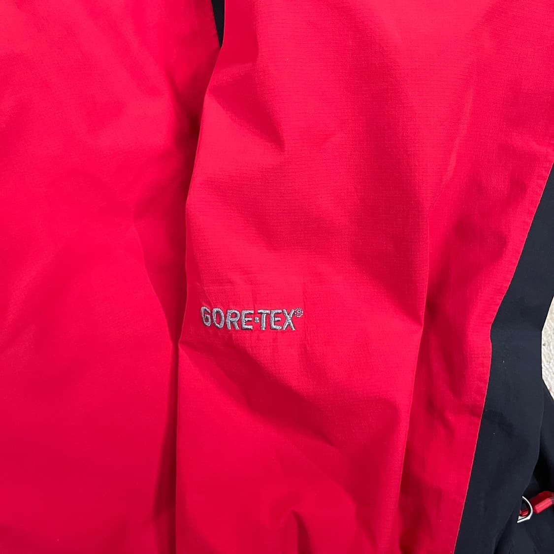 [정품/M] 노스페이스 바람막이 자켓 레드 블랙 b8 상품이미지8