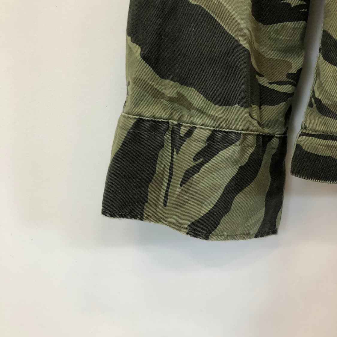 올세인츠 카모빈티지 셔츠 M 상품이미지3