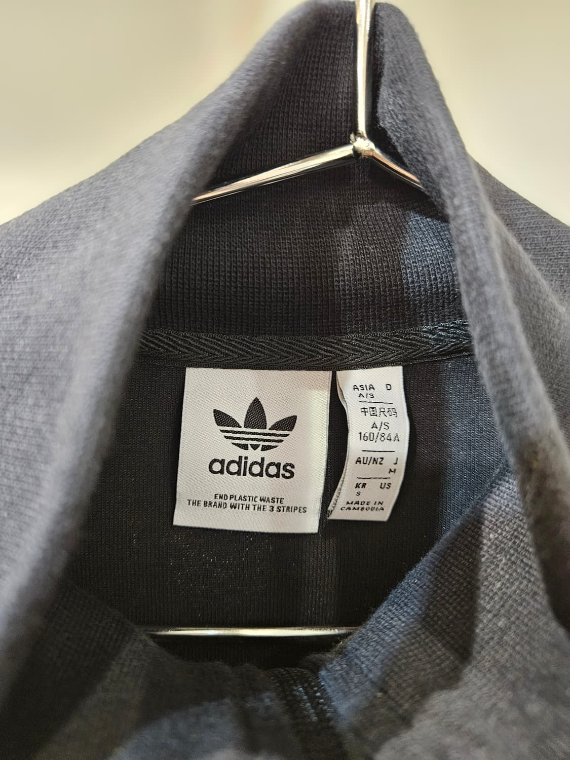 아디다스 뉴클래식 트랙 집업 상품이미지3