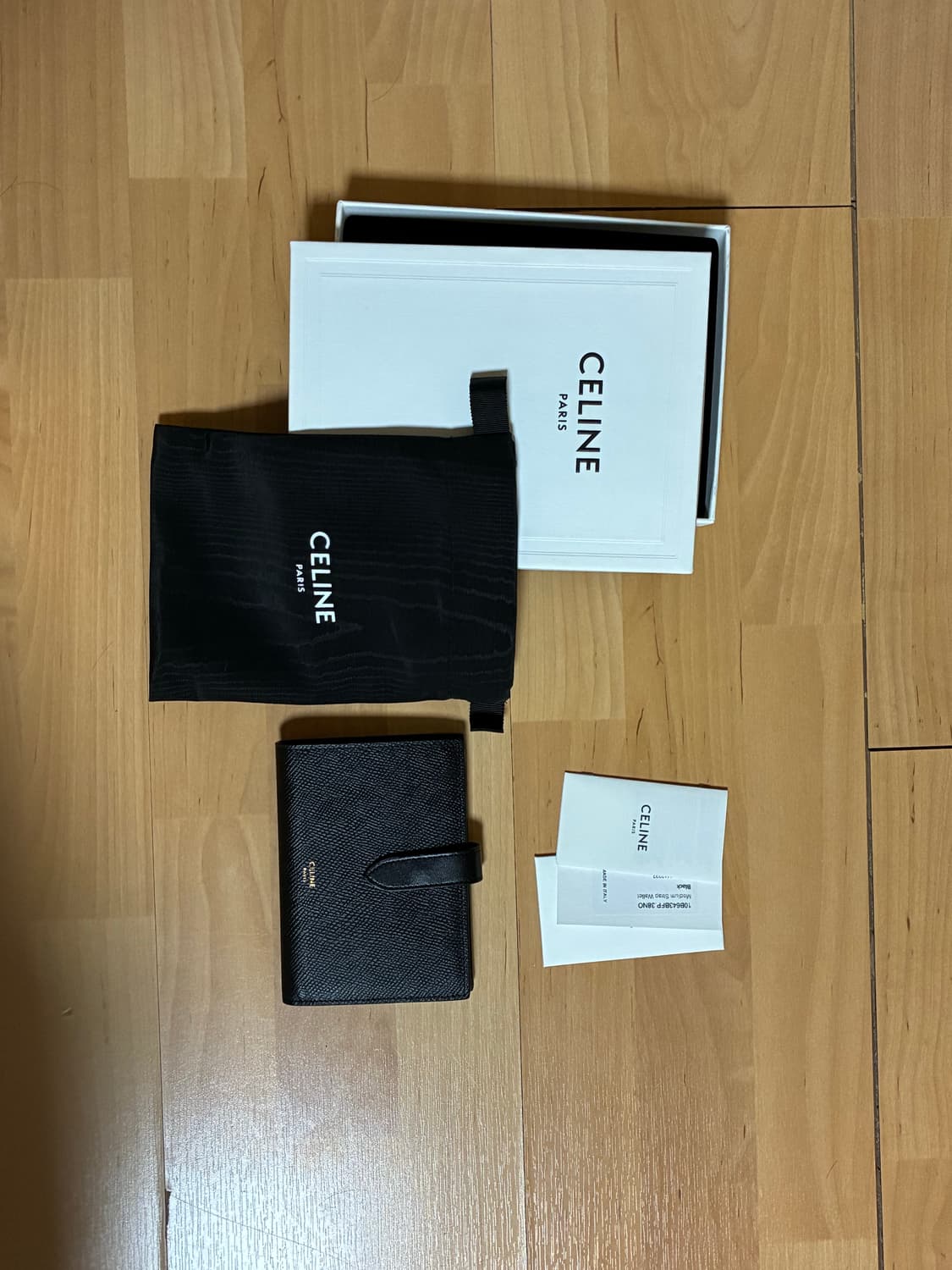 셀린느 블랙 반지갑 상품이미지4