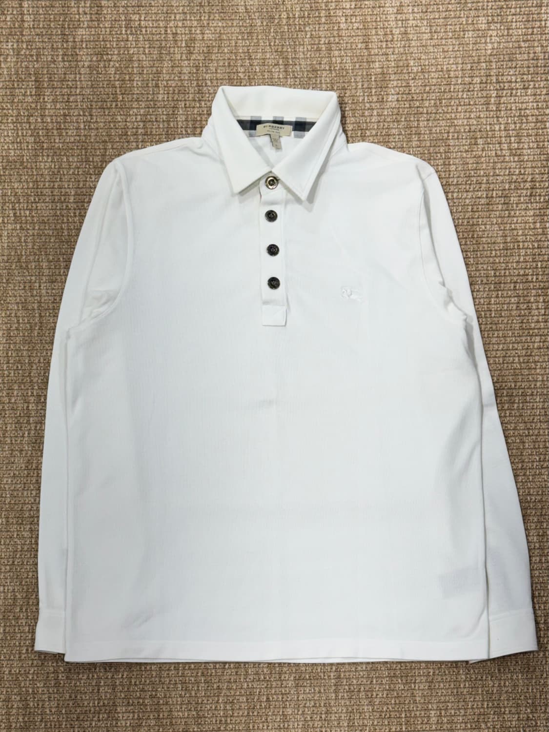 버버리 화이트 긴팔 카라티 상품이미지1