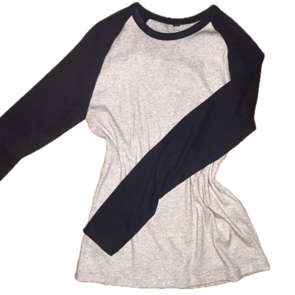 uniqlo navy sleeve t 상품이미지1