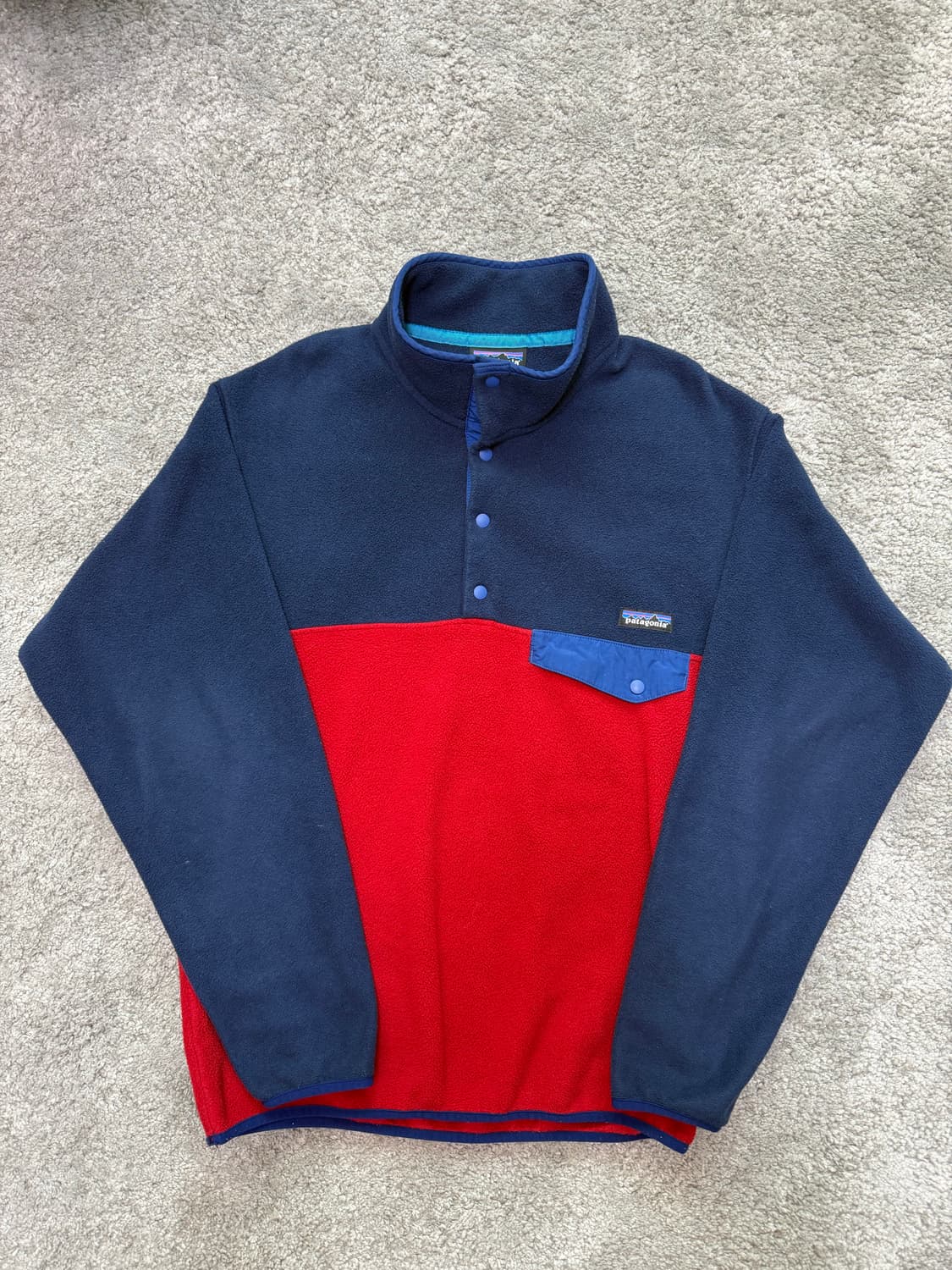 파타고니아 신칠라 클래식레드 m 상품이미지1