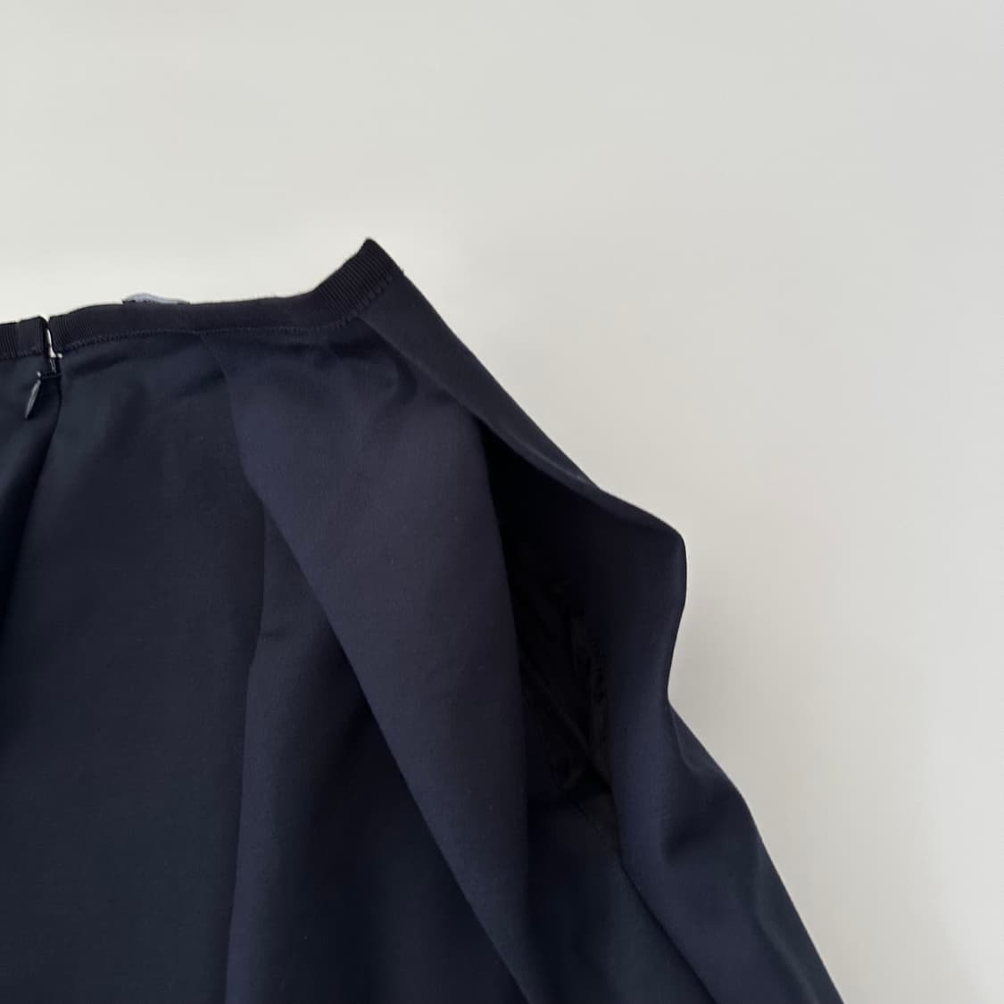 질샌더 네이비 jil sander navy 미디 스커트 상품이미지5