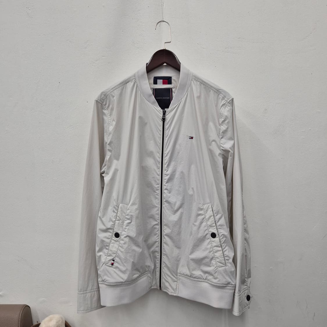타미힐피거 라이트웨이트 봄버 자켓 L 상품이미지1