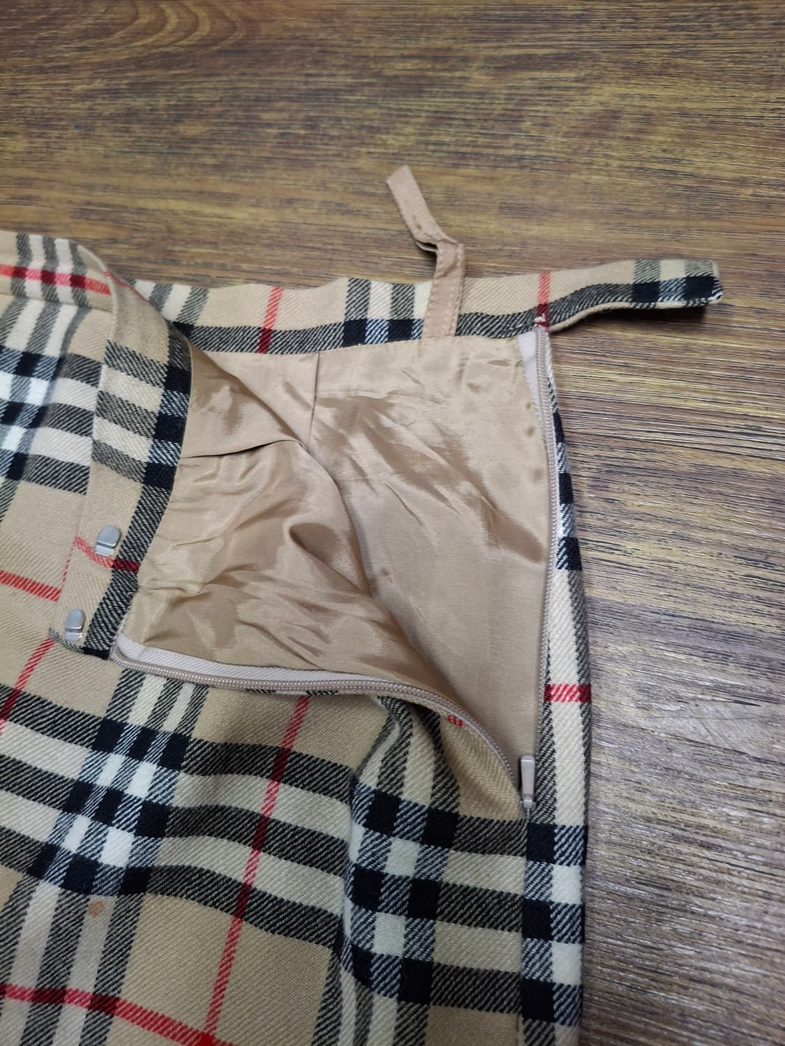 버버리 체크치마 상품이미지2