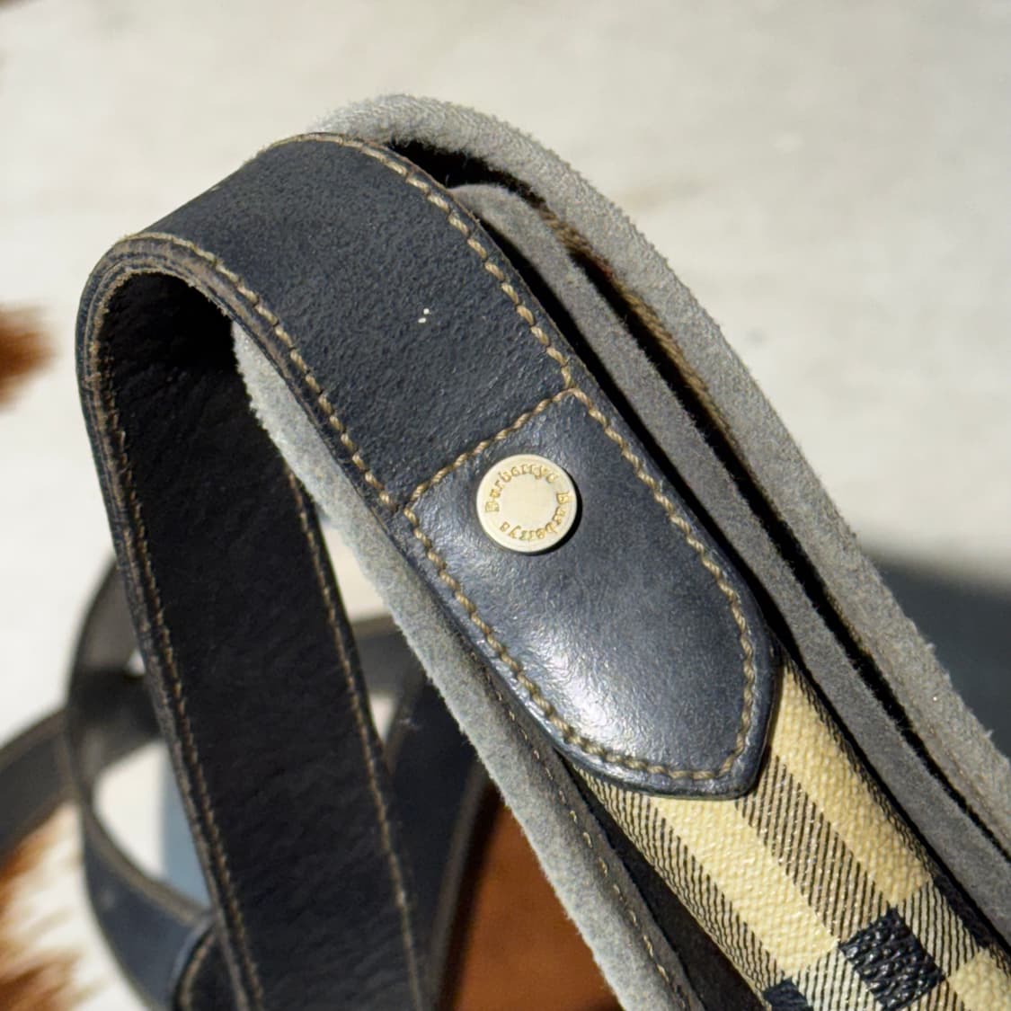 버버리 노바체크 레더 크로스백 메신저백 y2k 상품이미지5