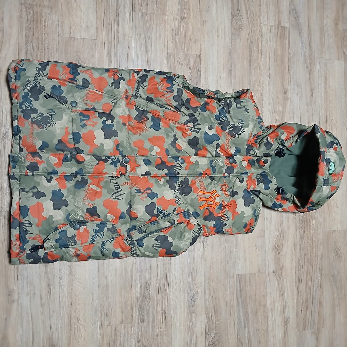 mlb 엠엘비 카모 조끼 패딩 자켓  스키 스노보드 상품이미지5