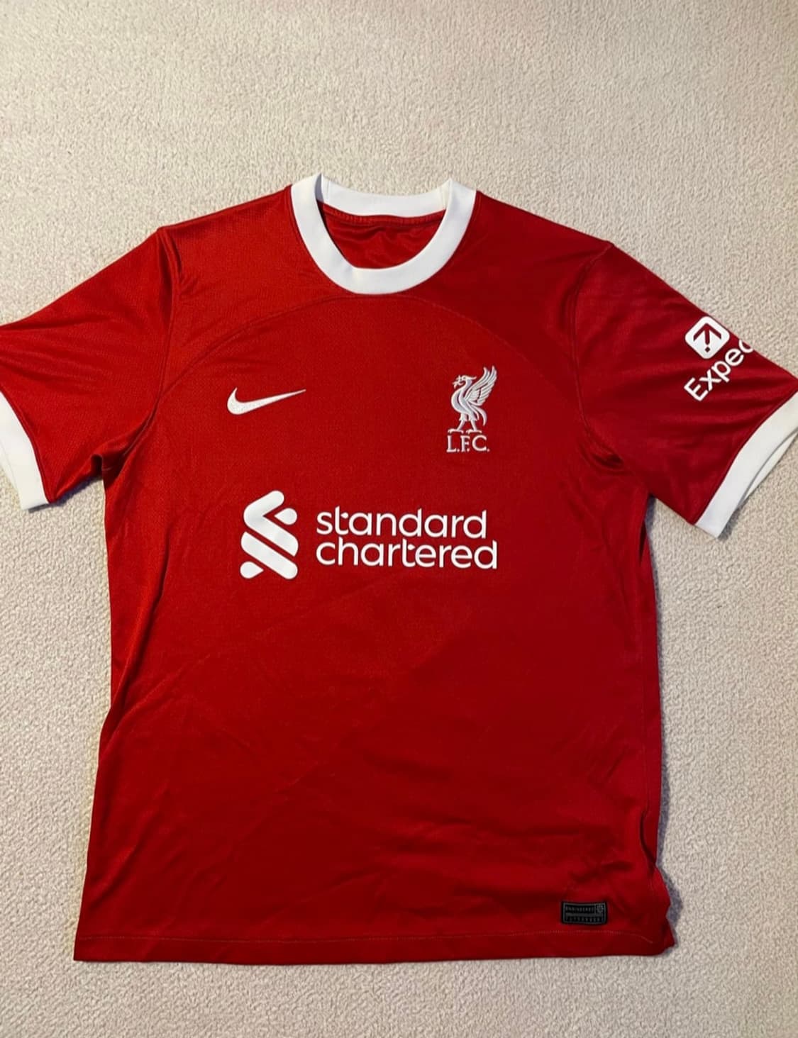 Liverpool 23-24시즌 홈 져지 드라이핏 해외 상품이미지2