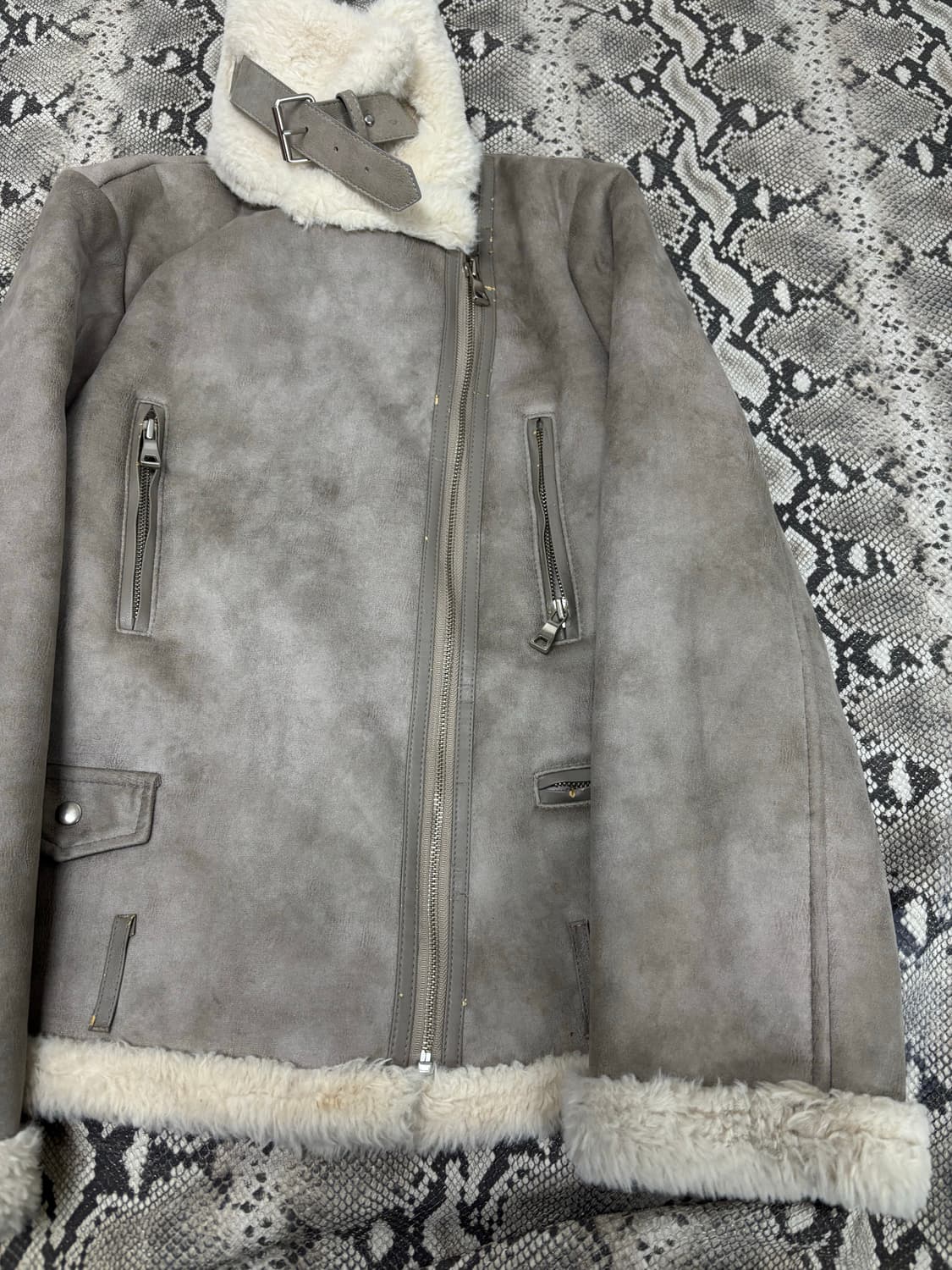 Grey Y2K Washed Neck Buckle Mustang 상품이미지6