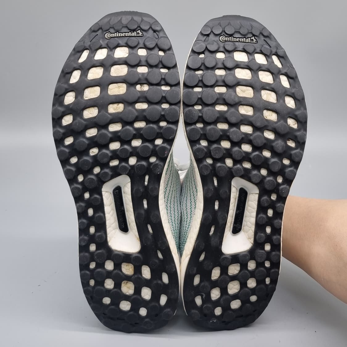 아디다스x팔리 울트라부스트 남성운동화260 상품이미지3