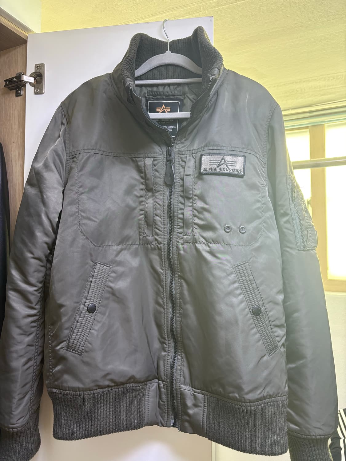 알파인더스트리 재팬 봄버자켓 상품이미지1