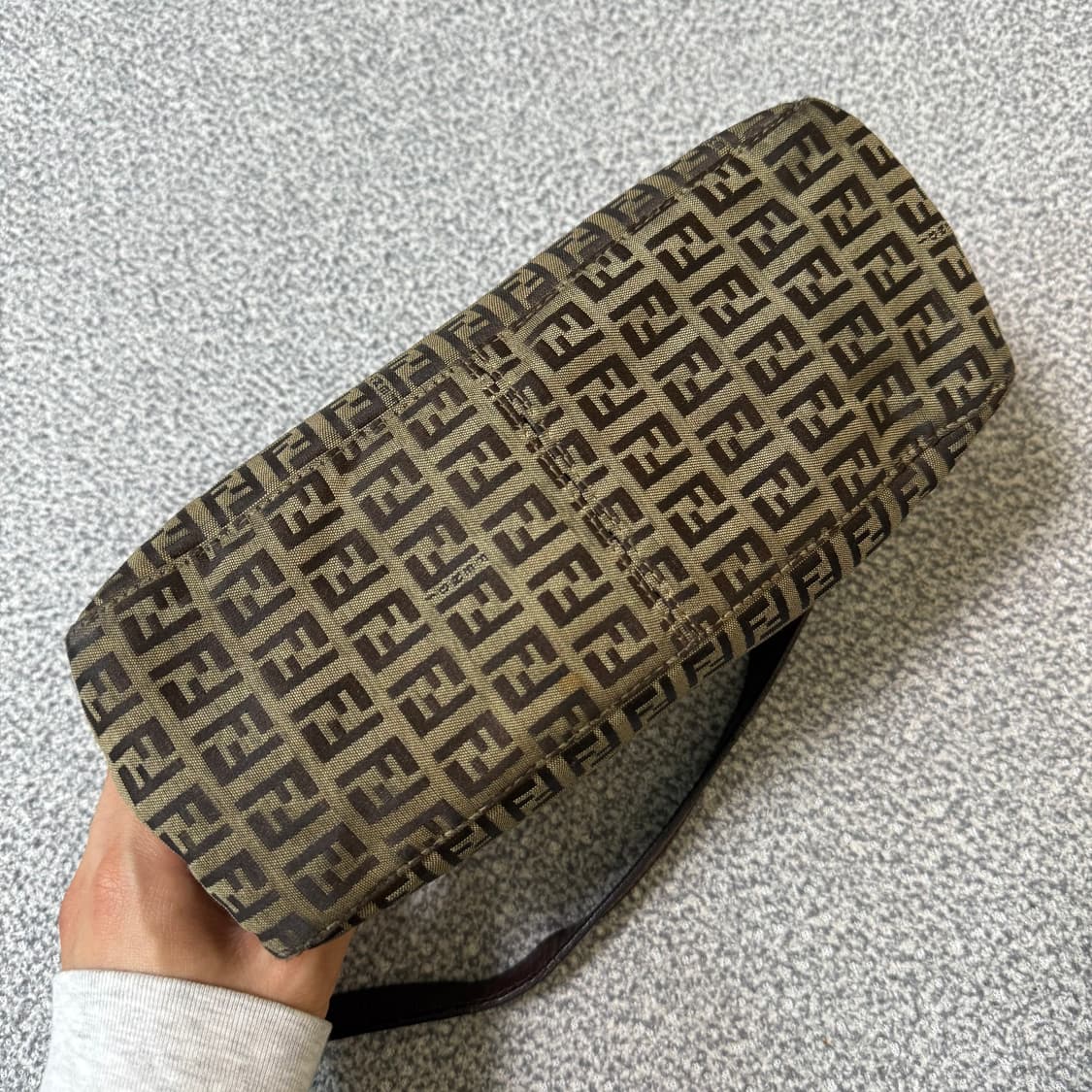 FENDI 펜디 주카 맘마 미니백 상품이미지3