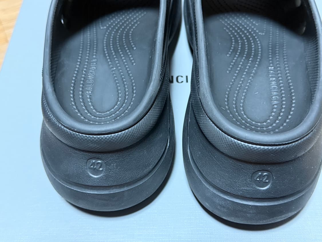 발렌시아가 크록스 42  상품이미지3