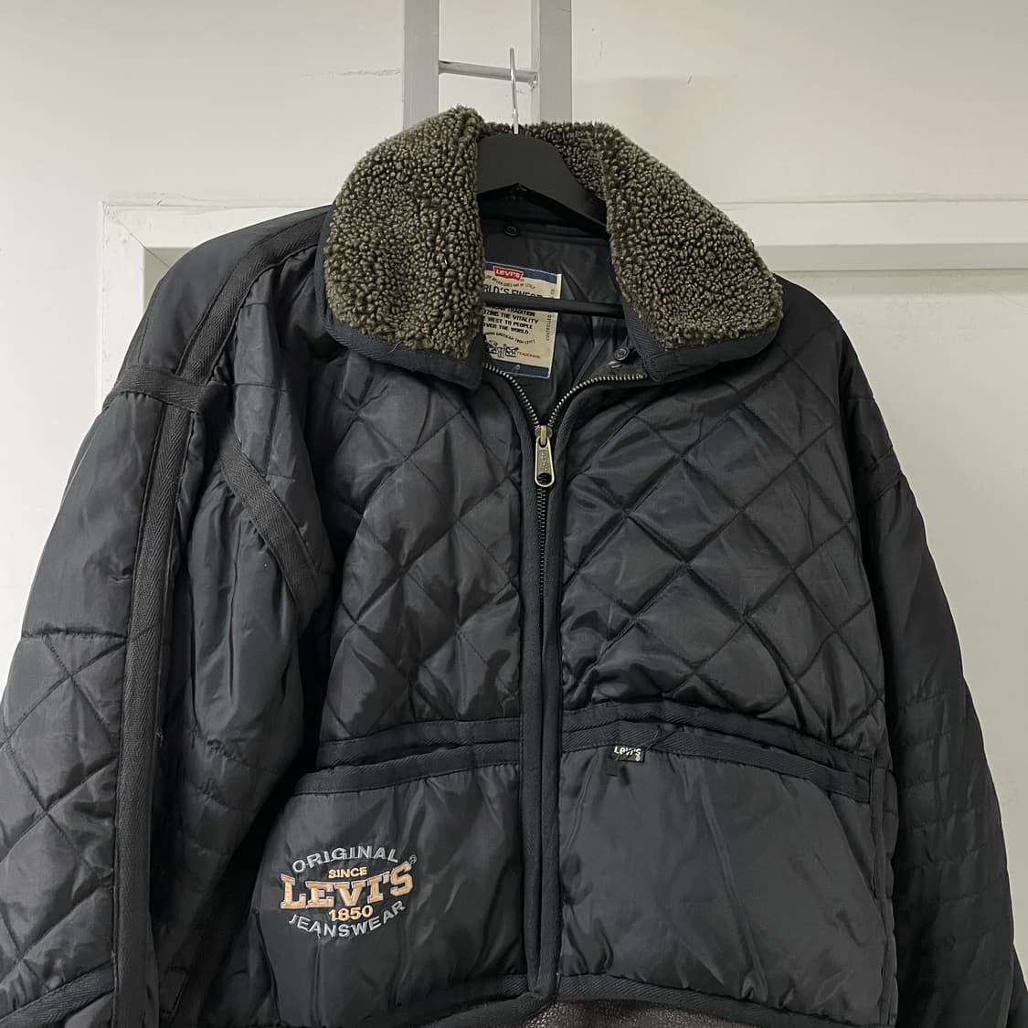 리바이스 90s 퀄팅 자켓 블랙 - 상품이미지2
