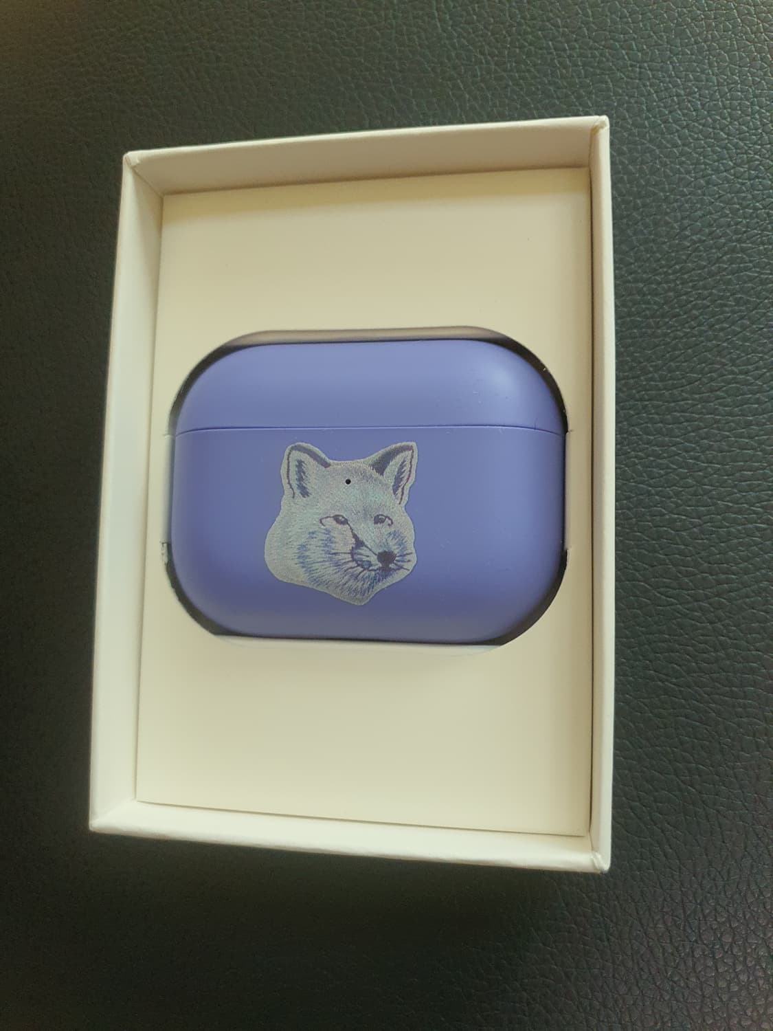 메종키츠네 에어팟 케이스 상품이미지1