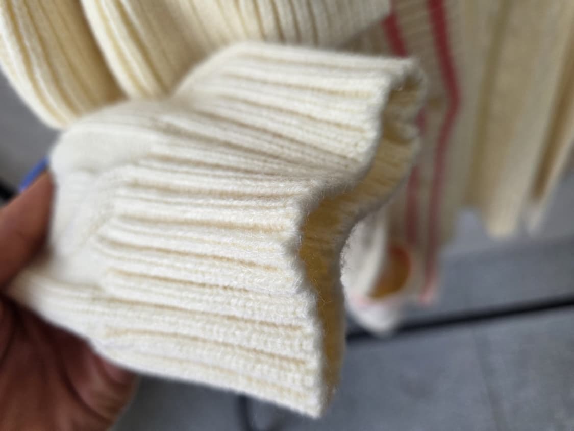 로라로라 정품 프릴니트가디건 상품이미지3