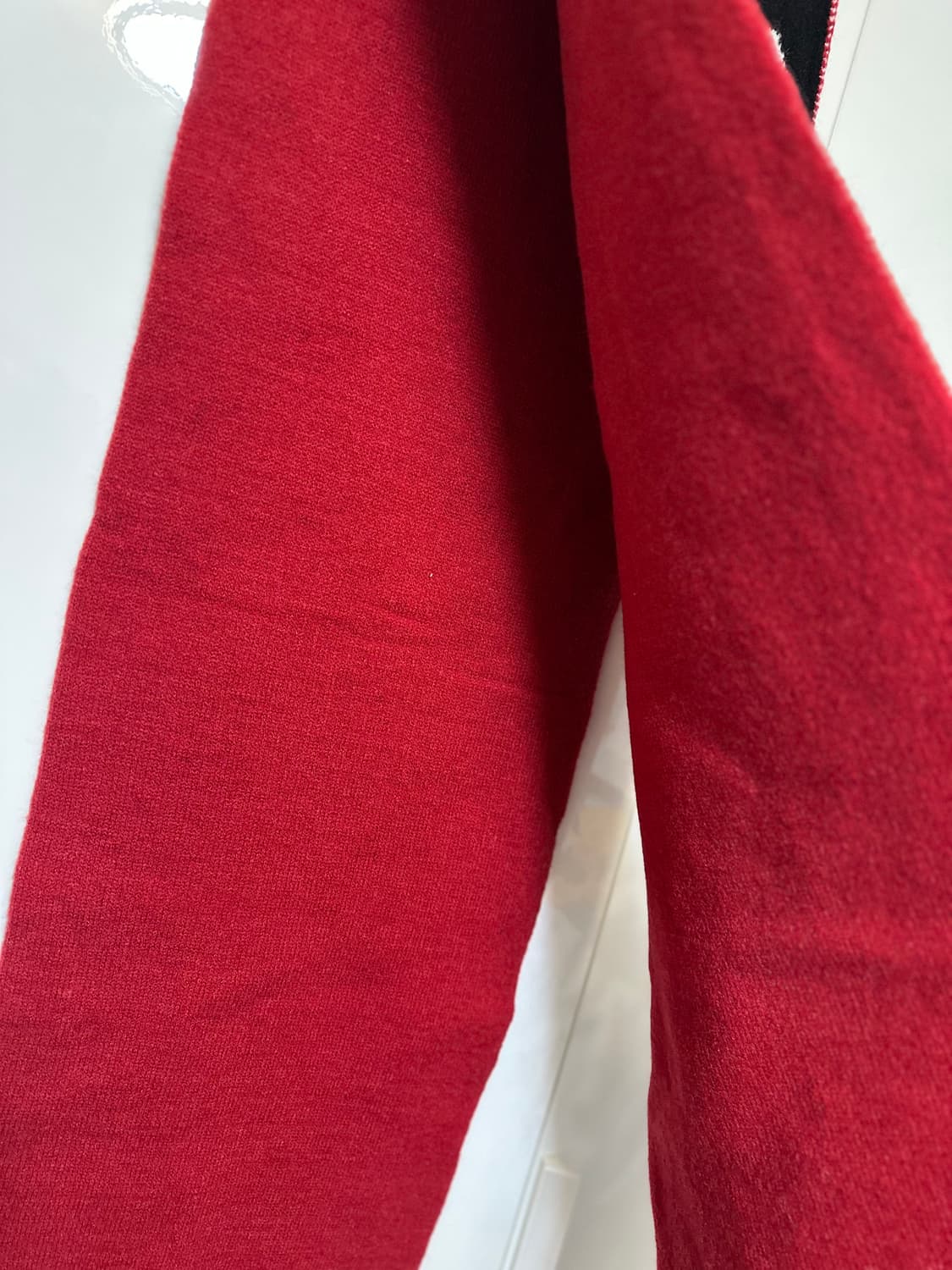 샤넬 블랙 로고 패턴 캐시미어제니머플러 상품이미지4