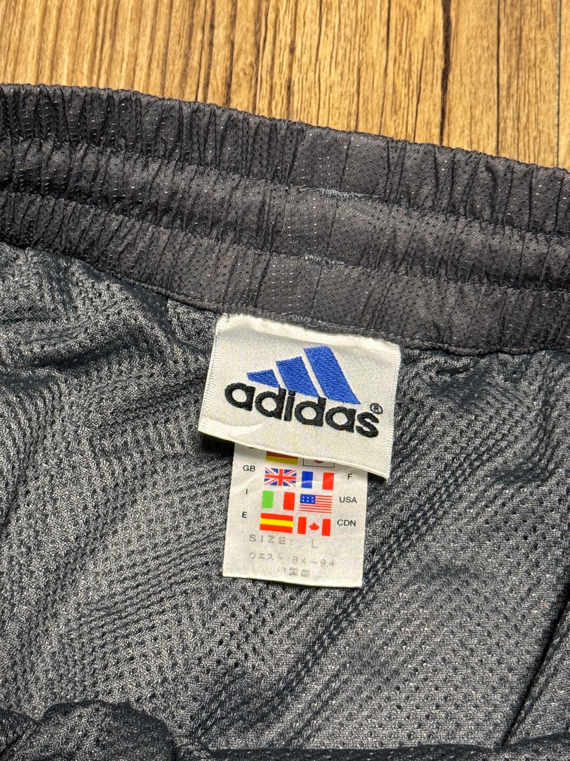 아디다스 00s 바람막이 매쉬 트랙 팬츠 상품이미지6