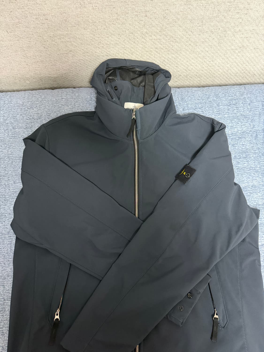 스톤아일랜드 라이트 소프트쉘 상품이미지6