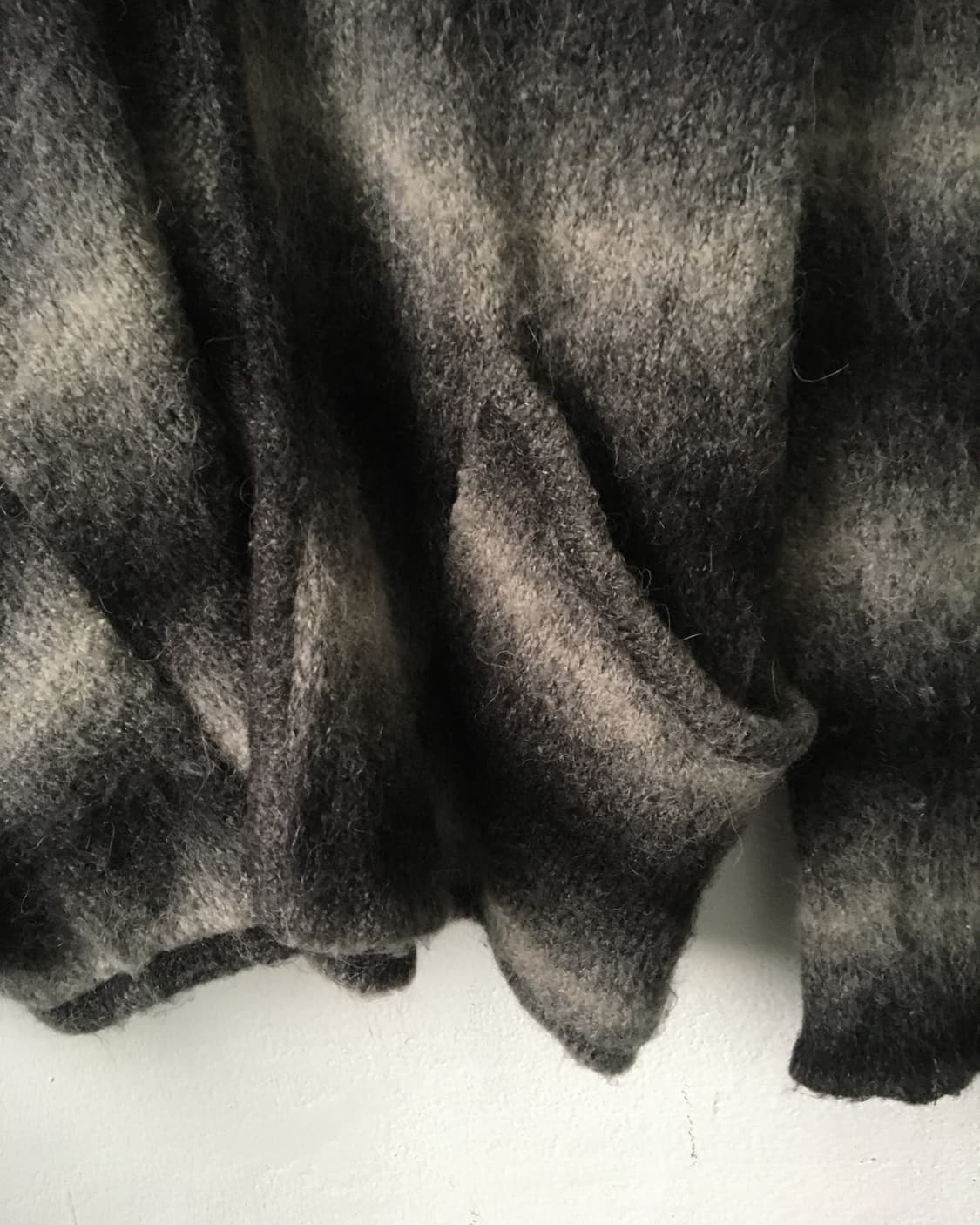 Pattern point hood knit cardigan 상품이미지4