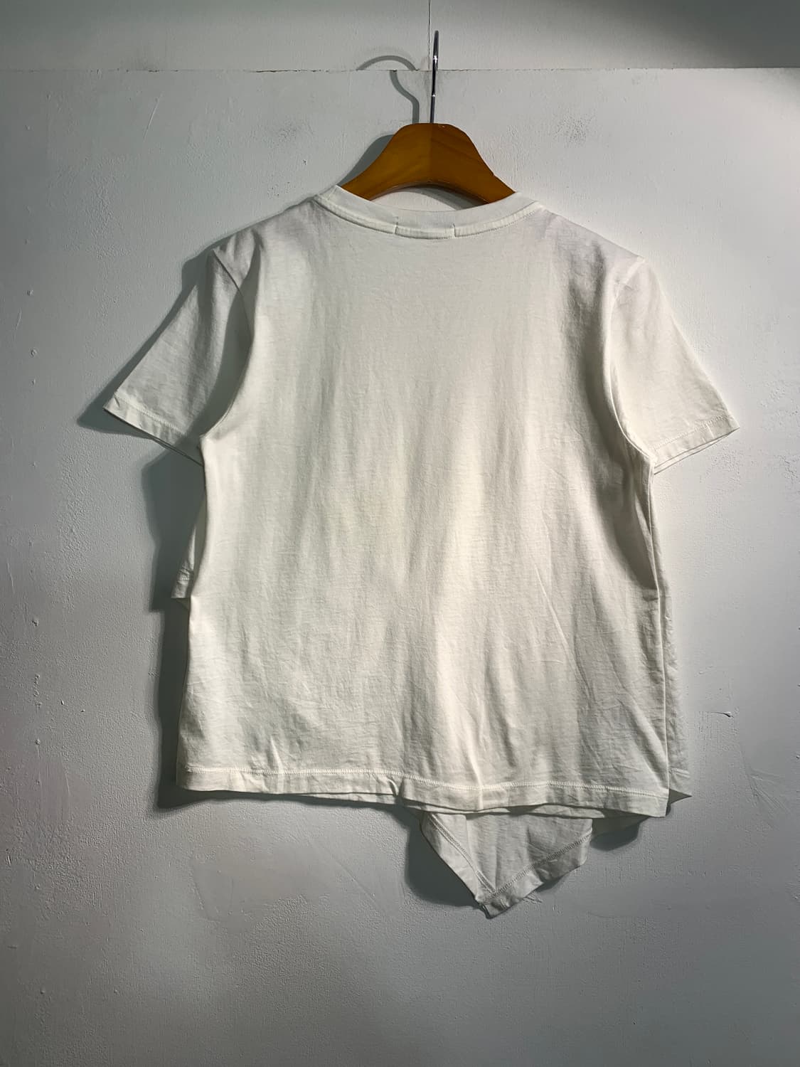 uniqlo 유니클로 jw앤더슨 티셔츠 S 상품이미지2