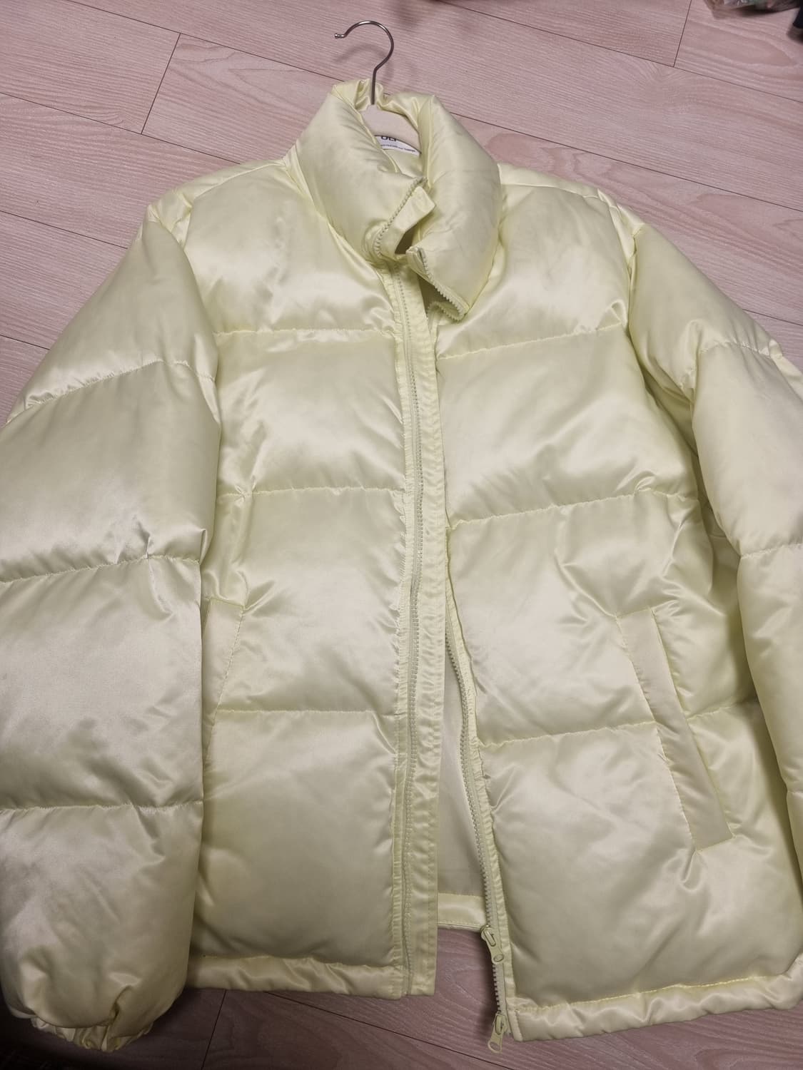 Free 사이즈 글로우 패딩(브랜드×) 상품이미지1