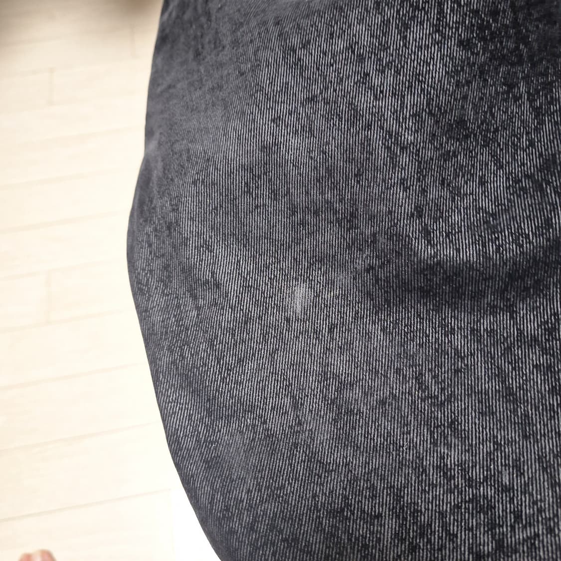 1)에모스탠스클럽 벨벳 레더 패널 배기 카팬터 진 블랙 상품이미지4