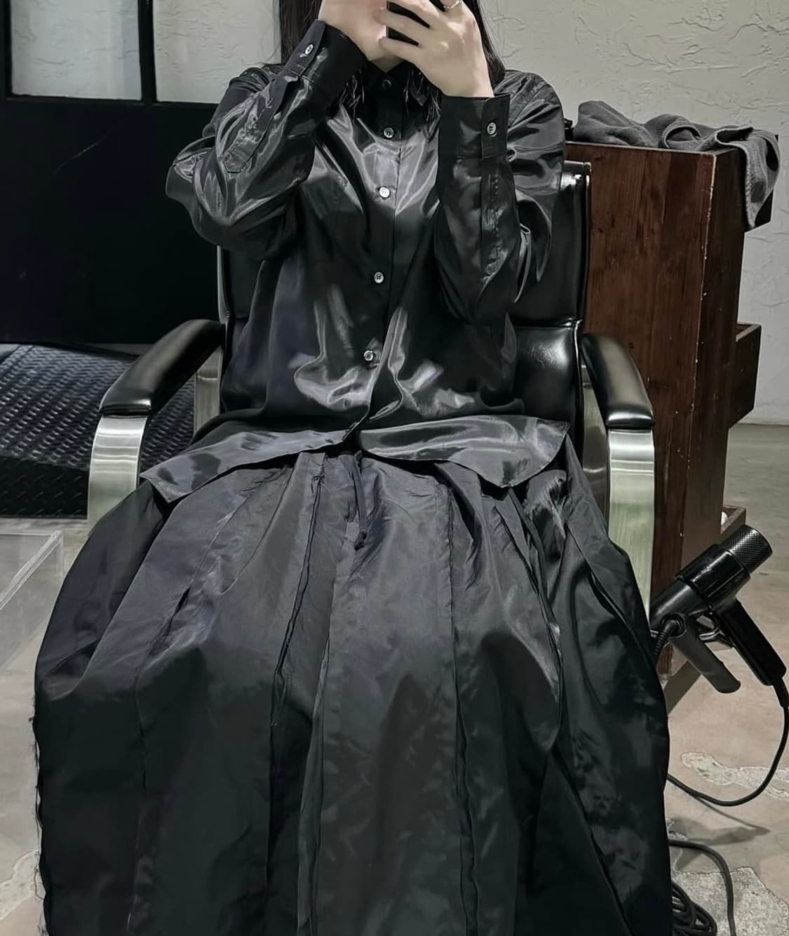 꼼데가르송 메인라인 24FW 세틴 셔츠 (블랙, M) 상품이미지3