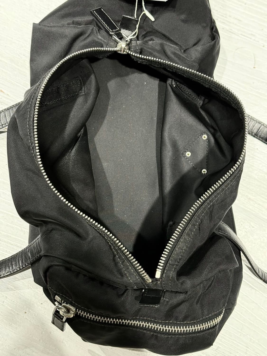 프라다 블랙 포코노 나일론 볼링백 상품이미지8