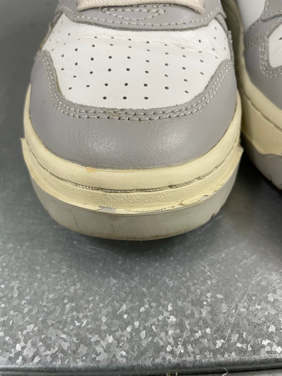 오트리 메달리스트 미드 레더 그레이 화이트 38 상품이미지8