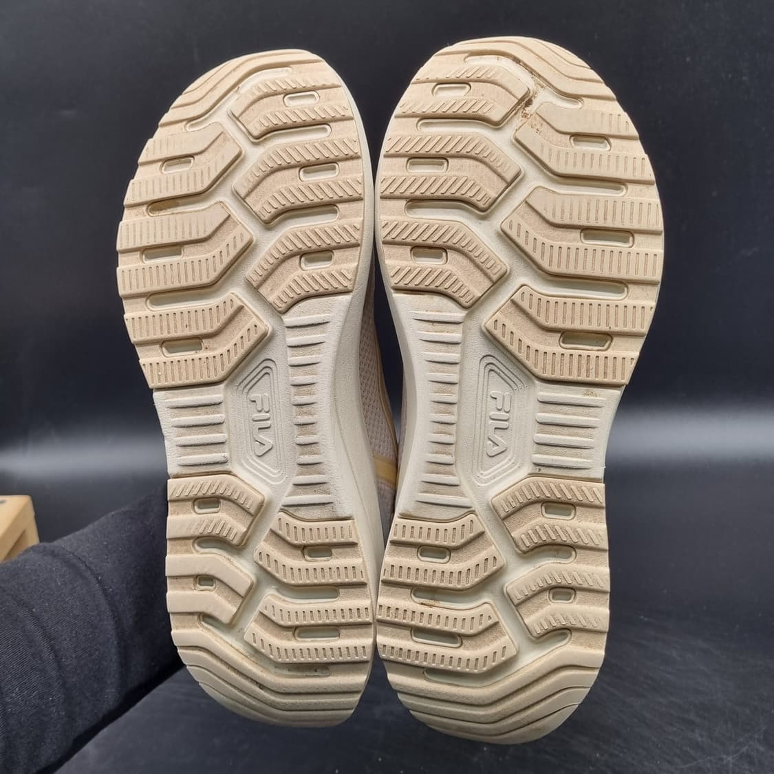 휠라 에셀레이터 플랫폼 운동화 240 상품이미지3