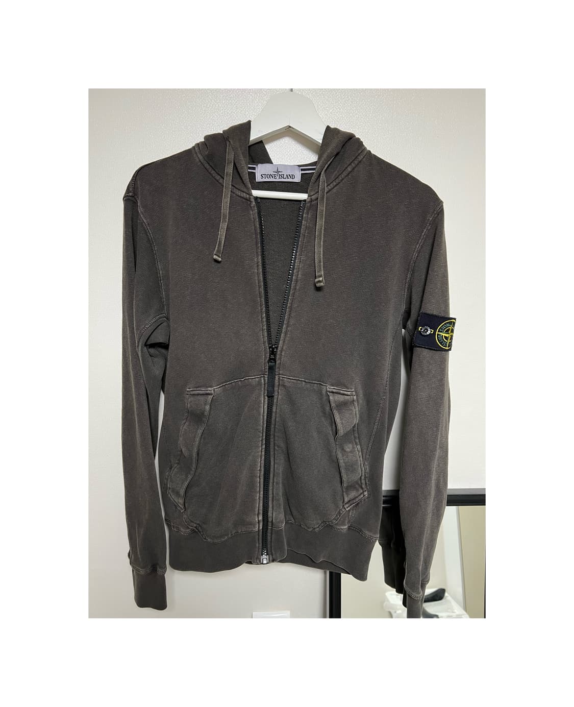 스톤아일랜드 워싱 후드집업 상품이미지1