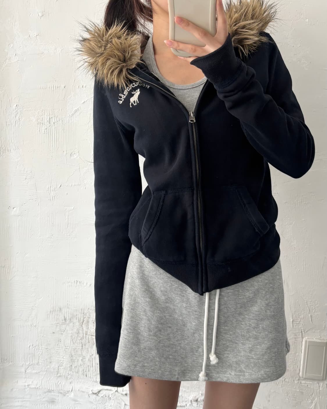Abercrombie & Fitch 아베크롬비 앤 피치 딥네이비 컬러 울 상품이미지1