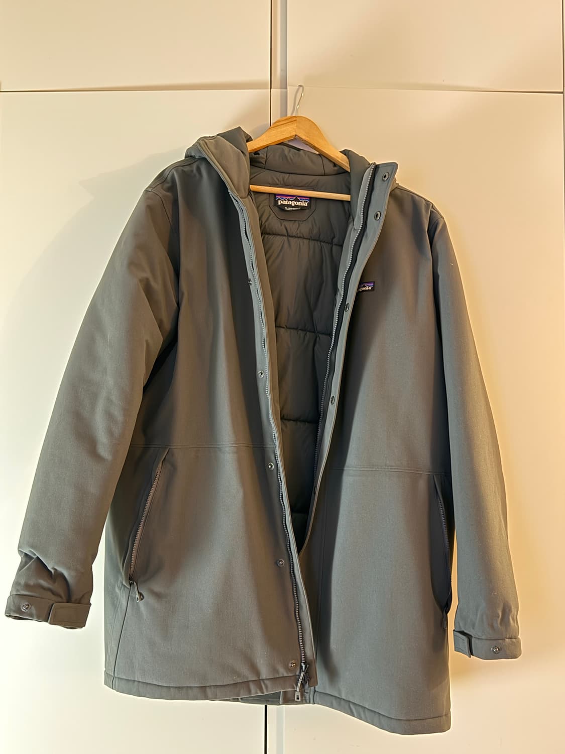 파타고니아 남성 패딩 팝니다 상품이미지1